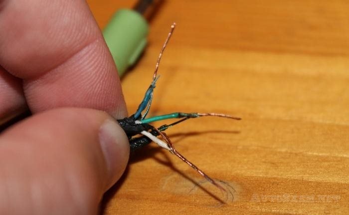 AUX кабель для автомагнитолы - сделать самому